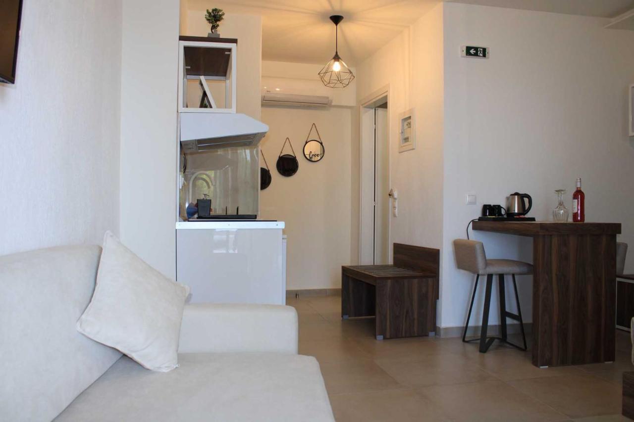 My Place Luxury Apartments Neos Marmaras Extérieur photo